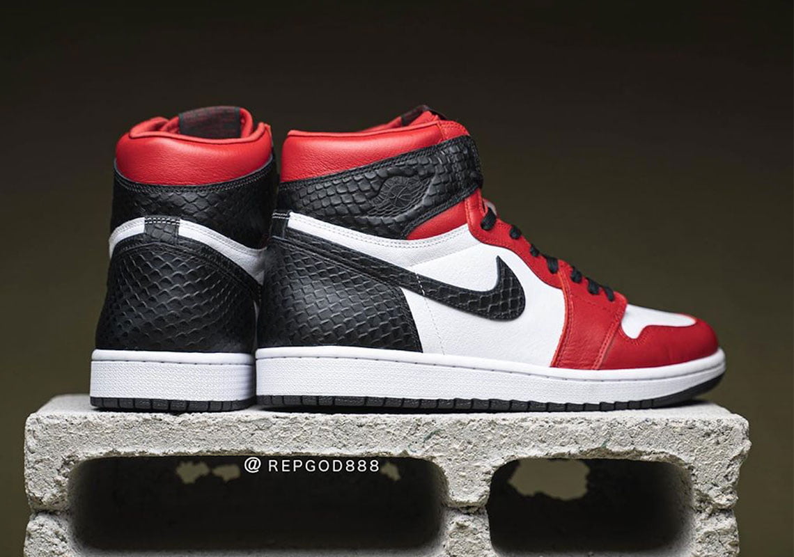 jordan 1 chicago snakeskin