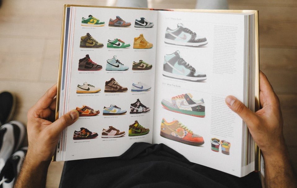 Top 230+ sneaker book latest