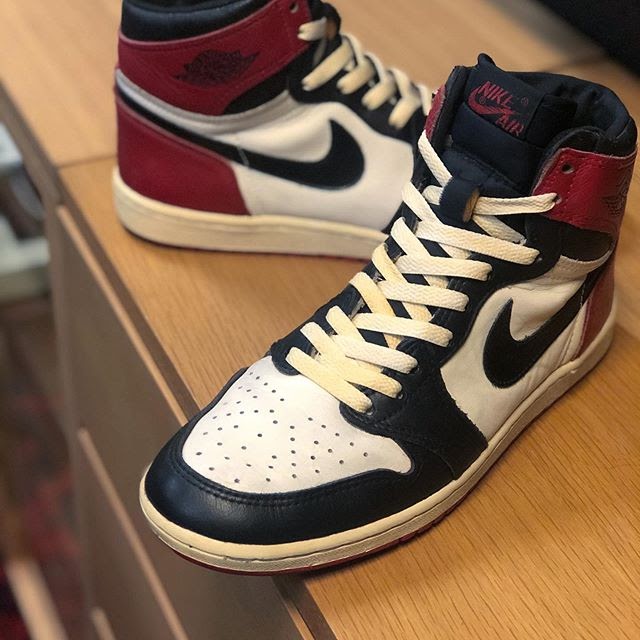 cream laces jordan 1