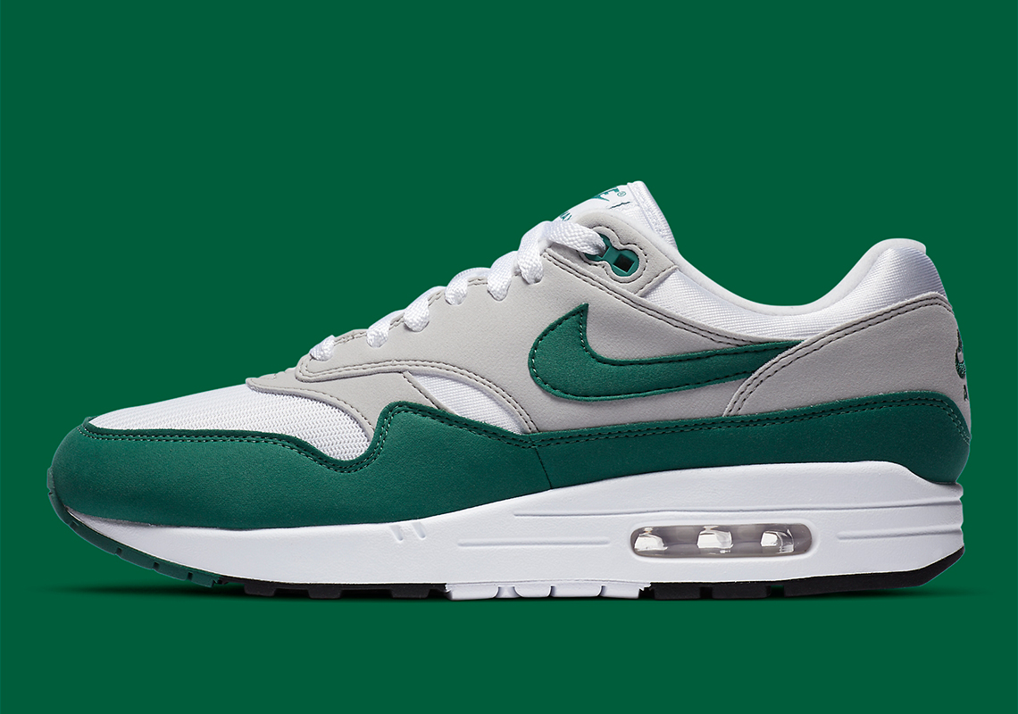 Air Max 1 Anniversary Appears In 