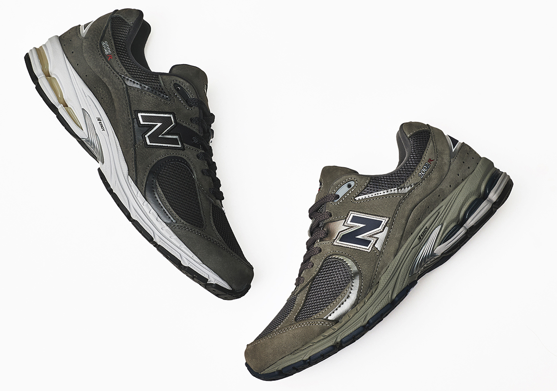 new balance 2002rb