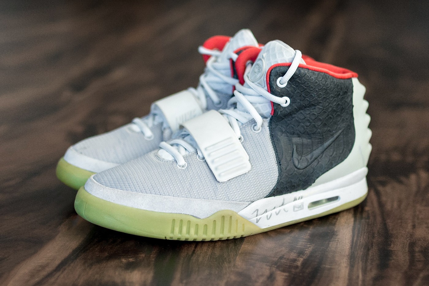 Nike Air Yeezy 2 'Mismatch' Sample Signed by Kanye West