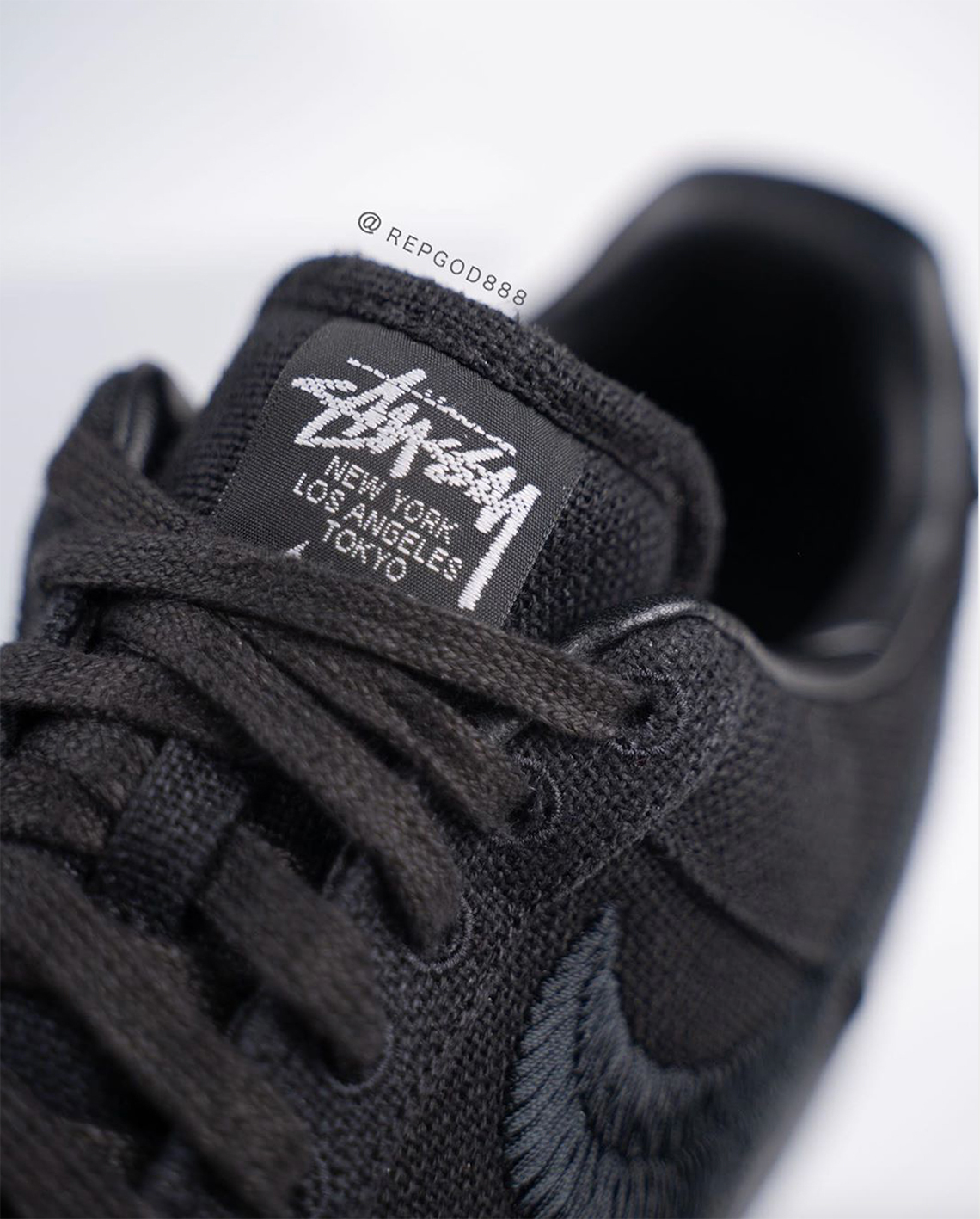 Update) Early Look: Stussy x Nike Air Force 1 White Hemp & Black Hemp