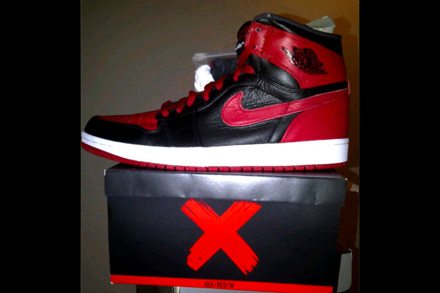 2011 air jordan banned 1's