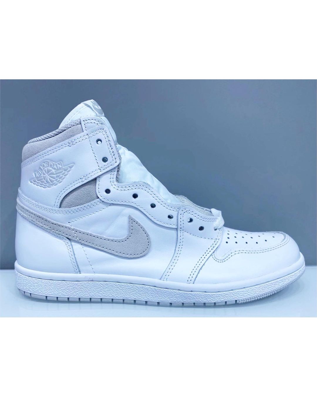 aj1 retro high 85 neutral grey