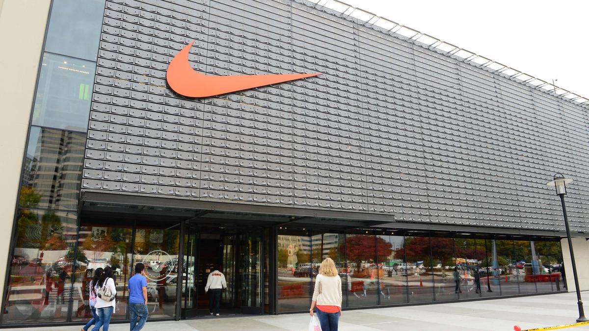 nike sneaker shop