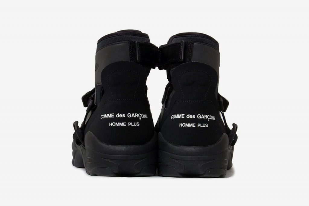 nike comme des garcons carnivore