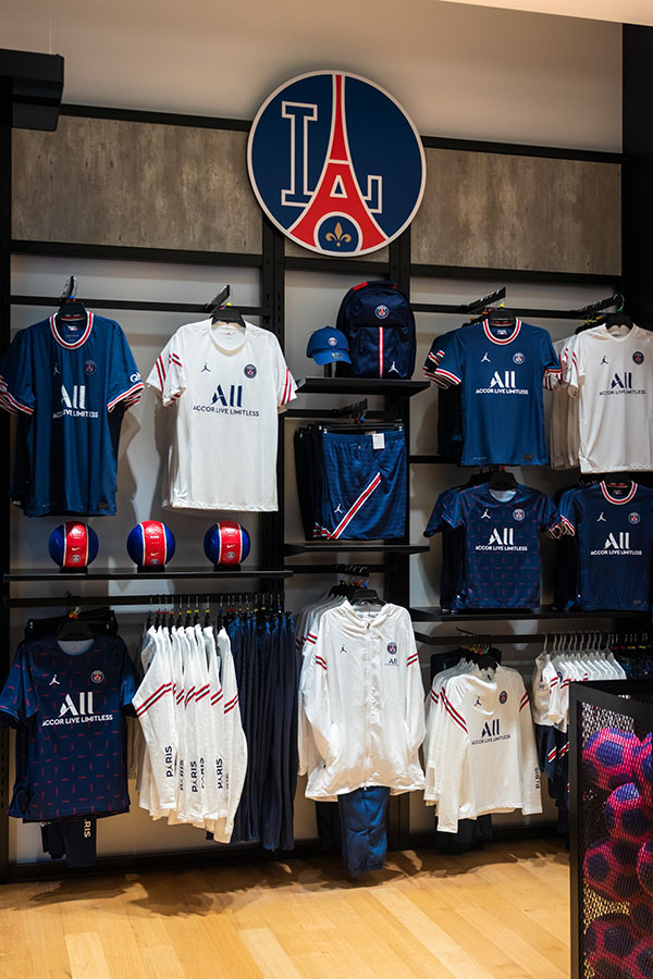 Paris Saint-Germain and Fanatics reveal new Los Angeles store; the