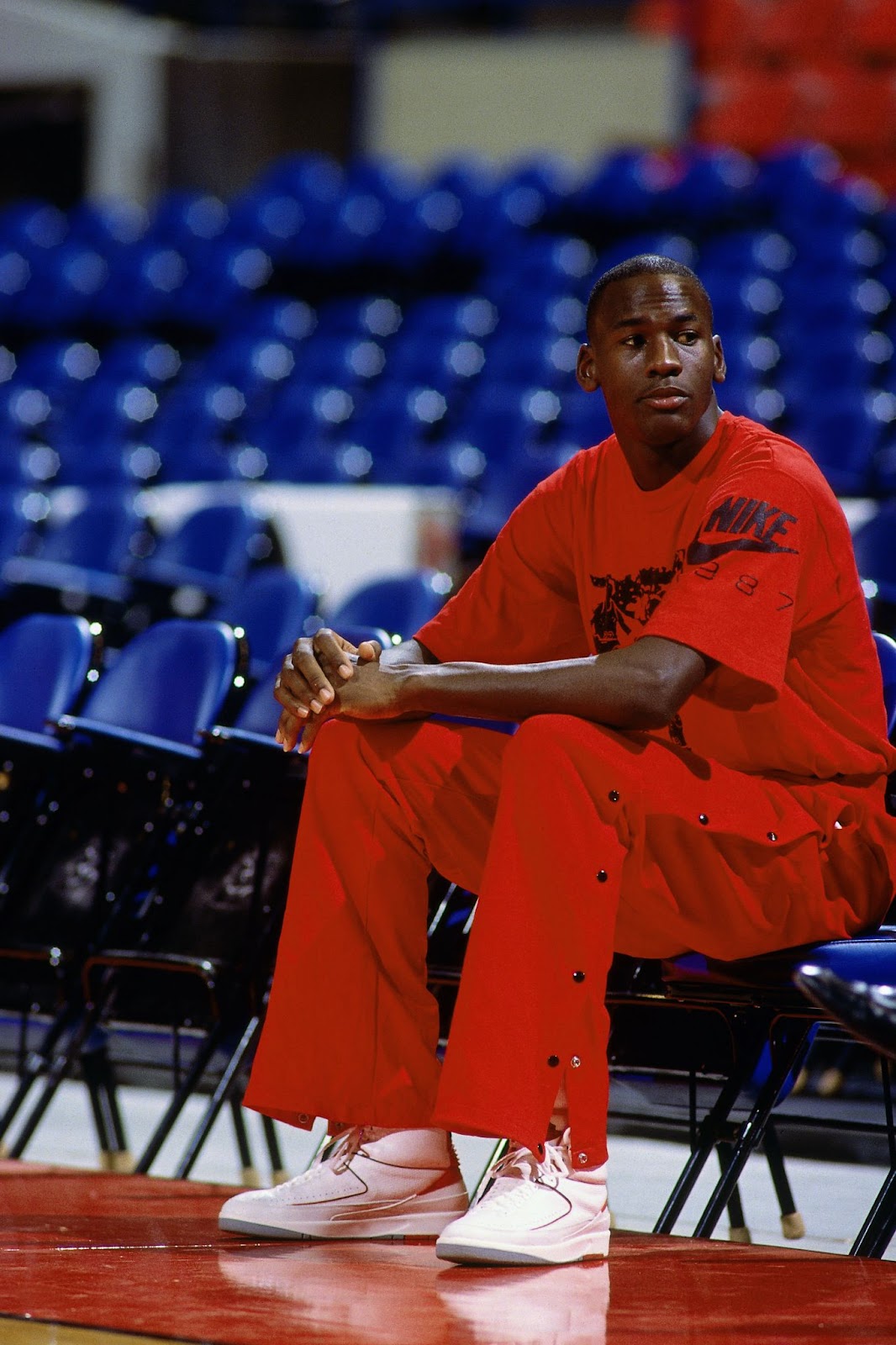 Michael jordan deals wearing jordan 2