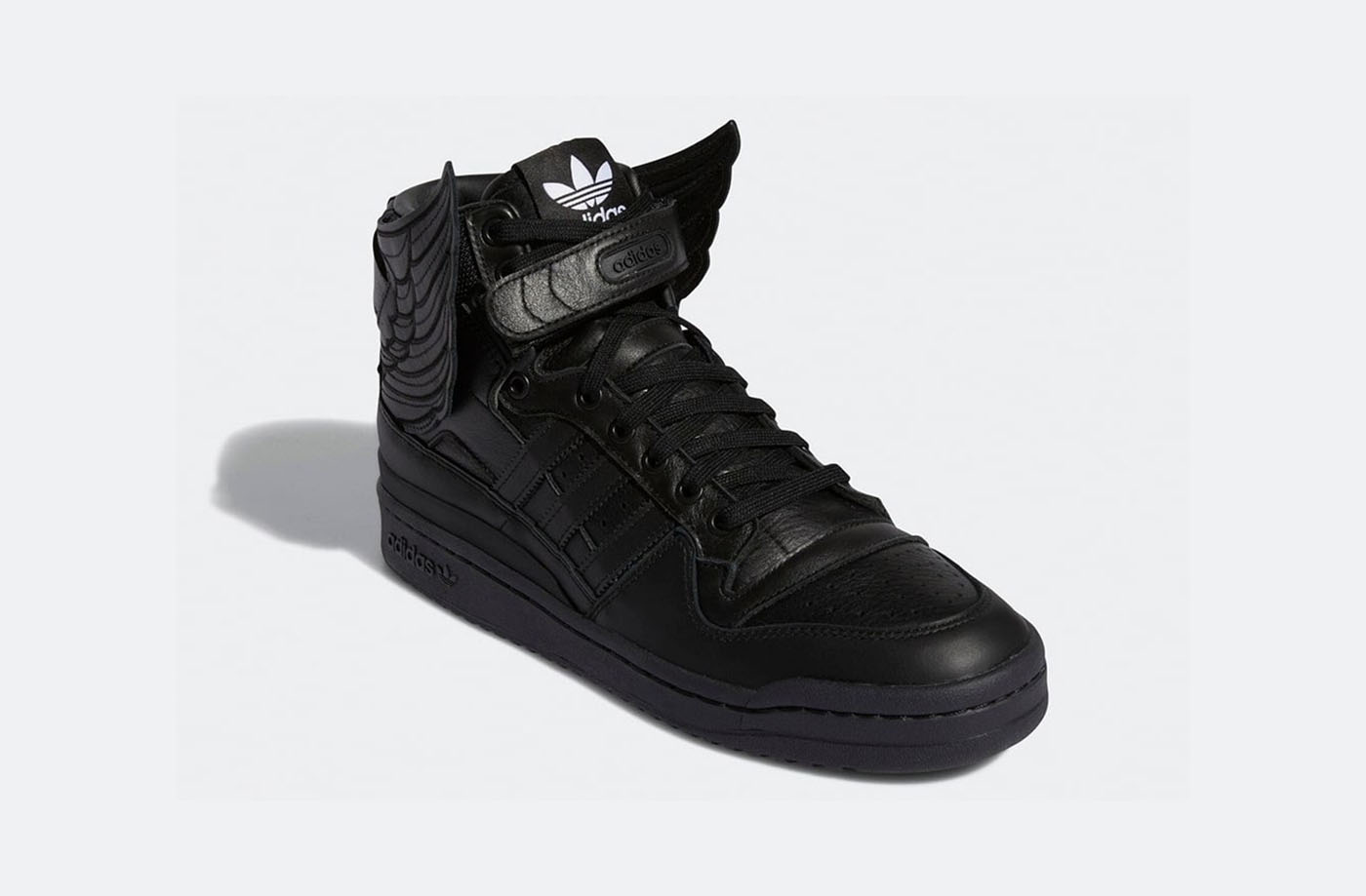 Minachting Duplicaat milieu Jeremy Scott x adidas Forum High Wings 4.0 "Black" Release Date | SoleSavy