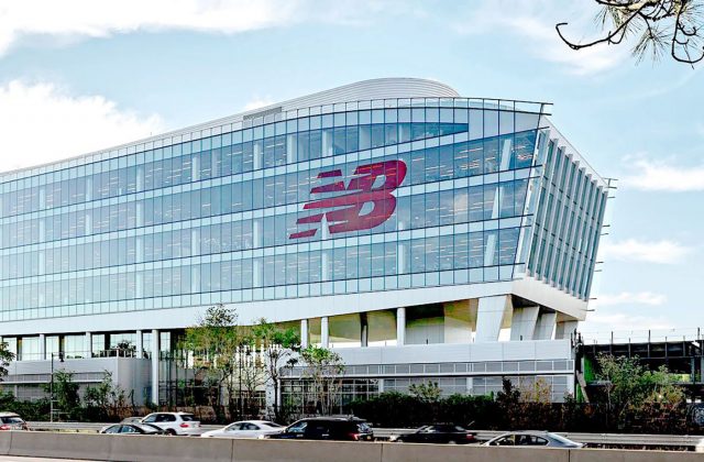 new balance phone number headquarters