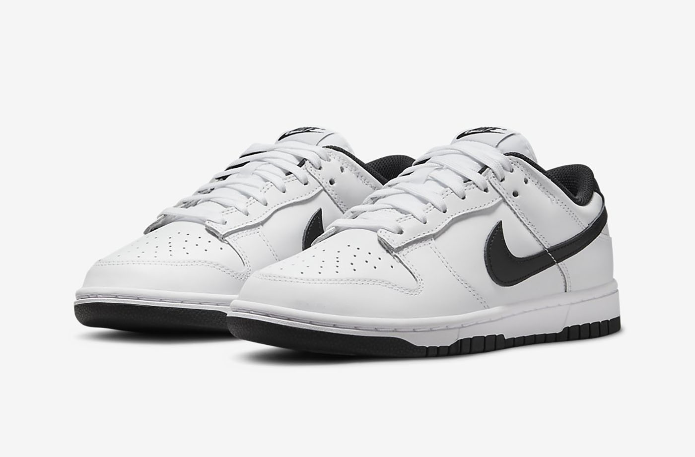 全国無料2024Nike Dunk Low Reverse Panda スニーカー