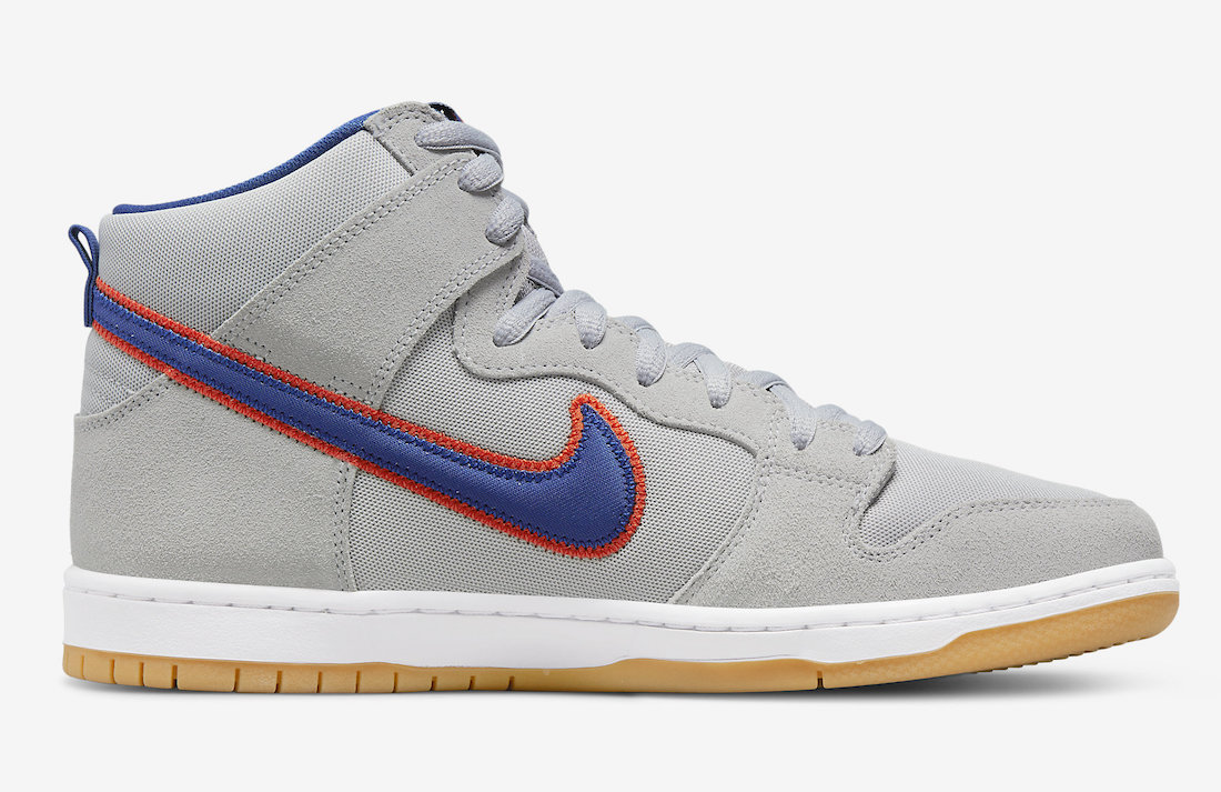 FIRST LOOK: Nike SB Dunk High “New York Mets” releasing alongside