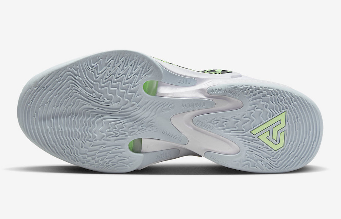 Giannis Antetokounmpo unveils new Zoom Freak 4 sneaker - ESPN