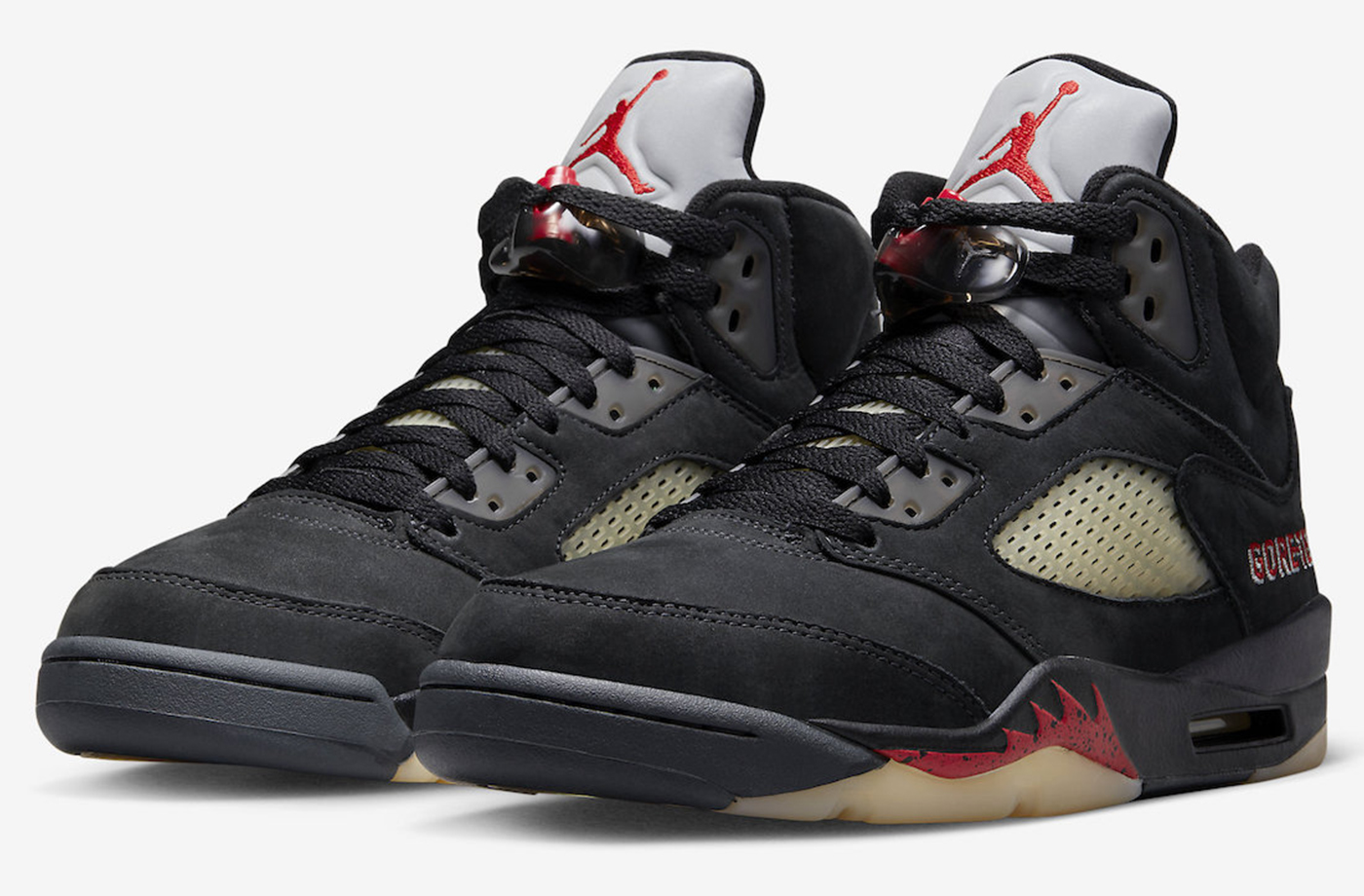 Air-Jordan-5-Gore-Tex-Off-Noir