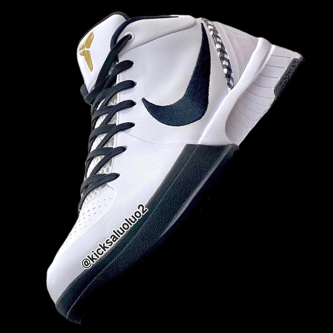 Nike Zoom Kobe 4 Protro