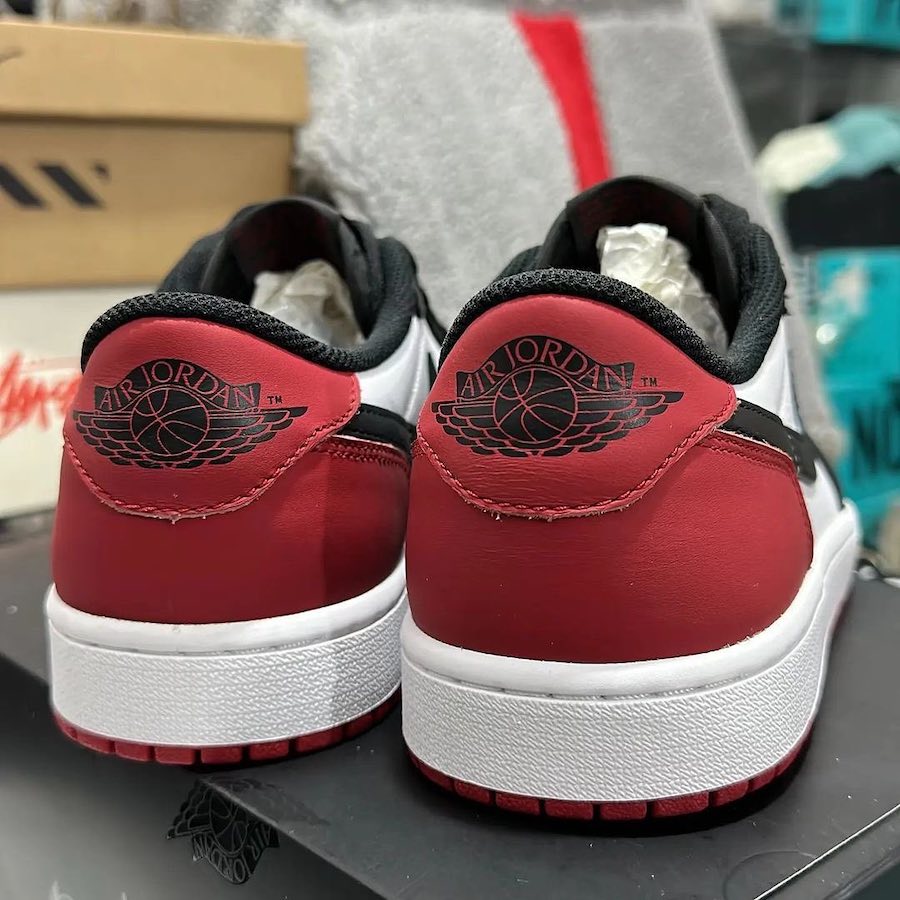 Air Jordan 1 Low OG Black Toe