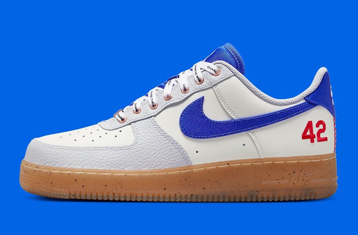 Jackie Robinson Air Force 1 Low